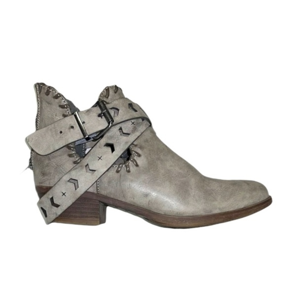 Celestial Western Rampage Distressed Moon Cut Out Booties Vintage Look Shoes 6.5